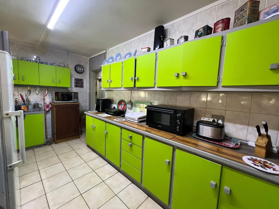 4 Bedroom Property for Sale in Brandwag Free State